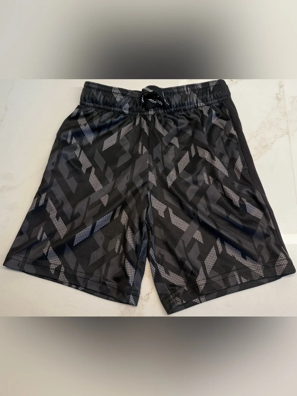 Jumping Beans Active Boys Shorts Bundle Size 4 Gray Athletic 2 Pair